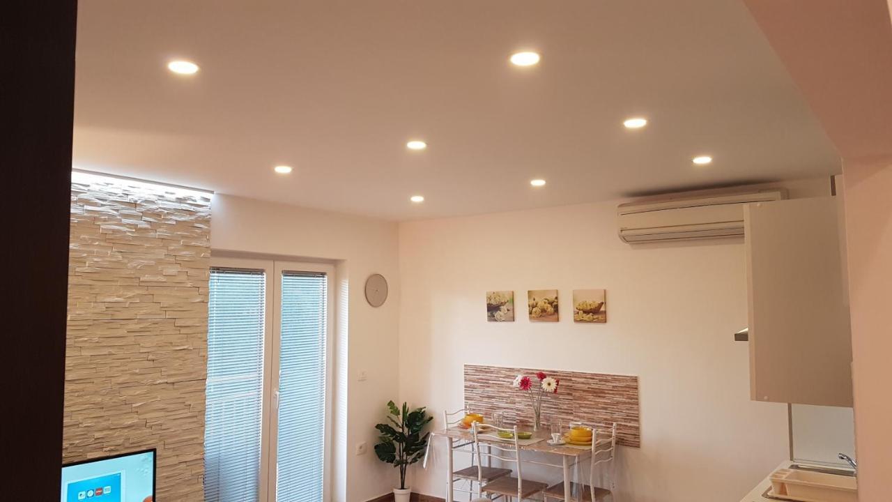 Apartments Glorija PUY 외부 사진